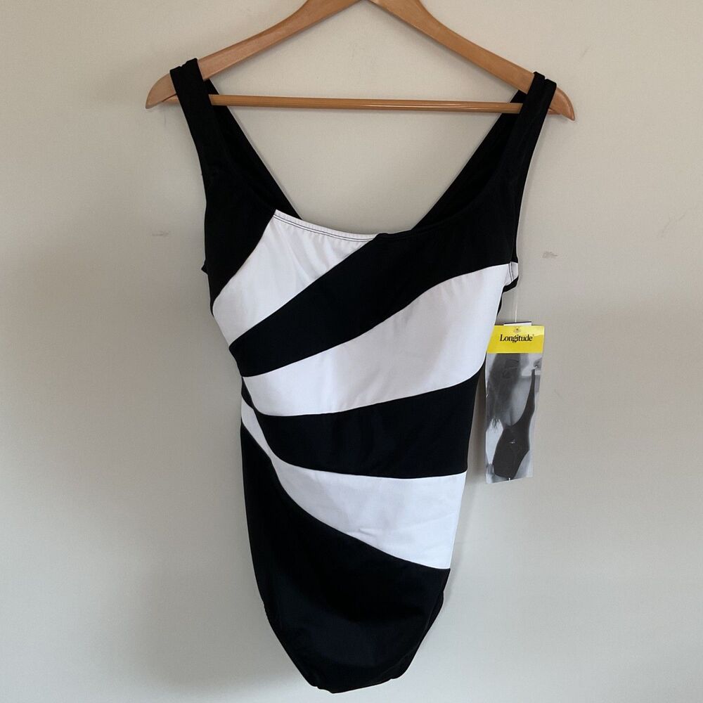 Longitude Inches Away Black White Colorblock Fan One Piece Swimsuit 20W Slimming